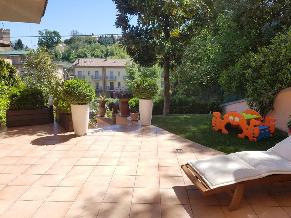 B&B La Casa Di Rita Porto San Giorgio Buitenkant foto